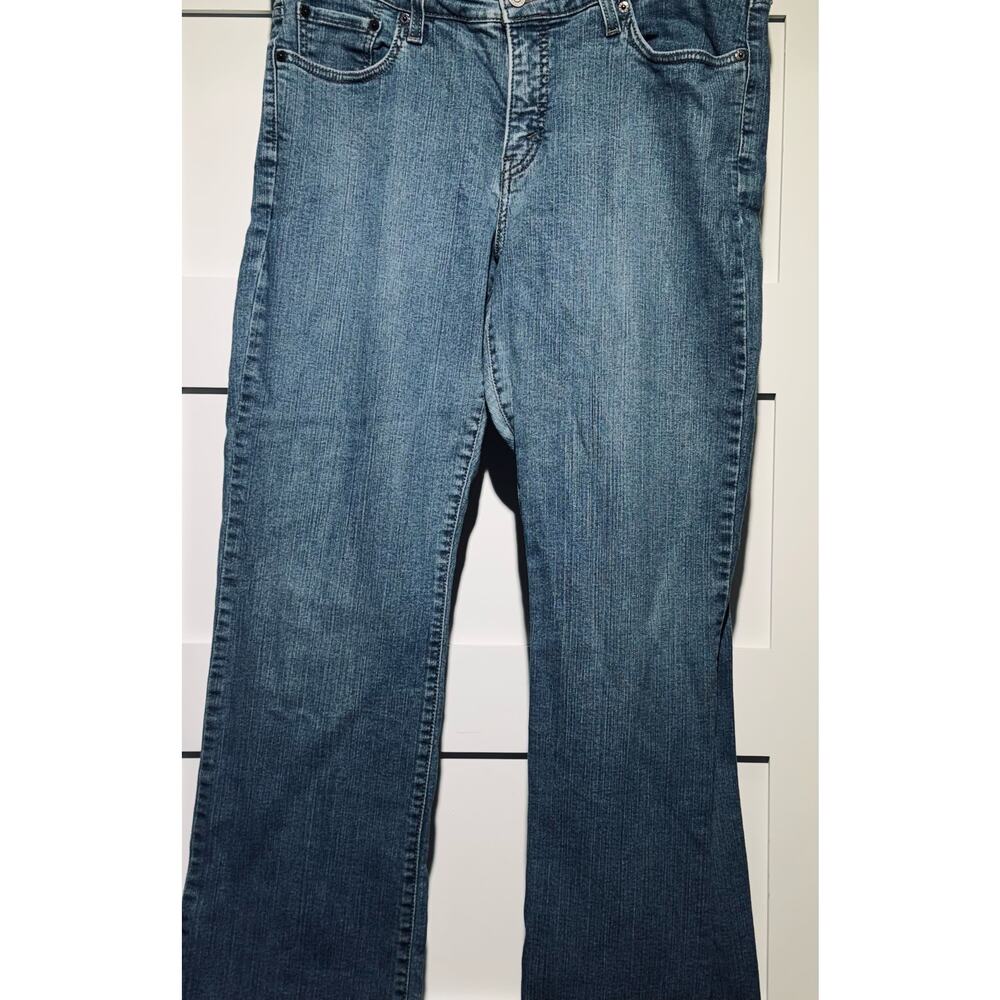 Vintage Levi's 512 Med Wash Perfectly Shaping Boot Cut Stretch Jeans Plus 18W